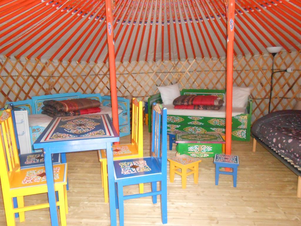 Camping Kerlaudy Mer Et Yourtes Plouénan Exterior foto